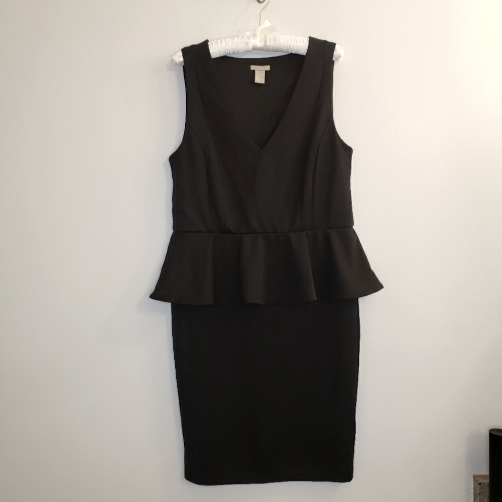NWOT H&M Black Peplum Dress - Size Large